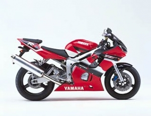 R6 600 2001